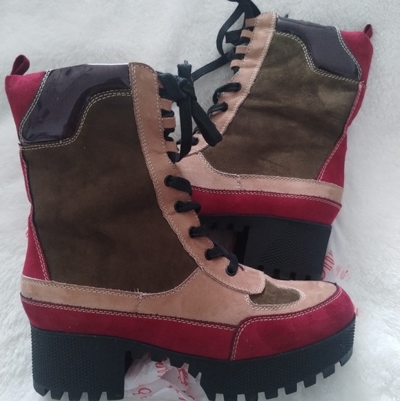 Winter Boot - Picture 2 of 2